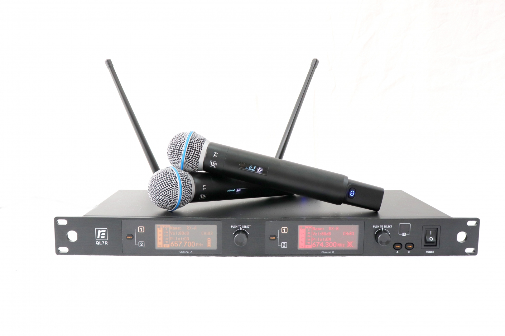 RFIntell QL7R/T1-A 651,800-683,400 МГц 2-канальная радиосистема с 2-мя ручными микрофонами в Черкесске
